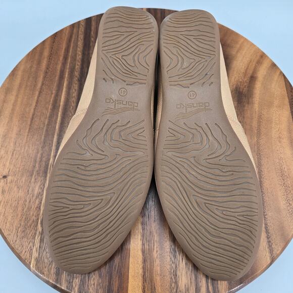 Dansko Tan Women's Flats - Picture 6 of 7